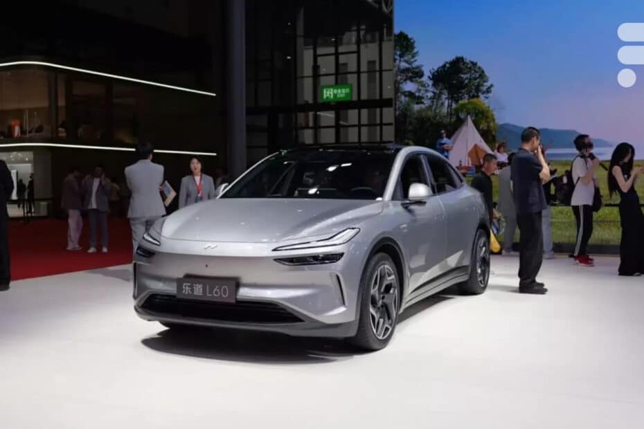 On est montés à bord de la voiture électrique à 20 000 € qui fait trembler la Tesla Model Y