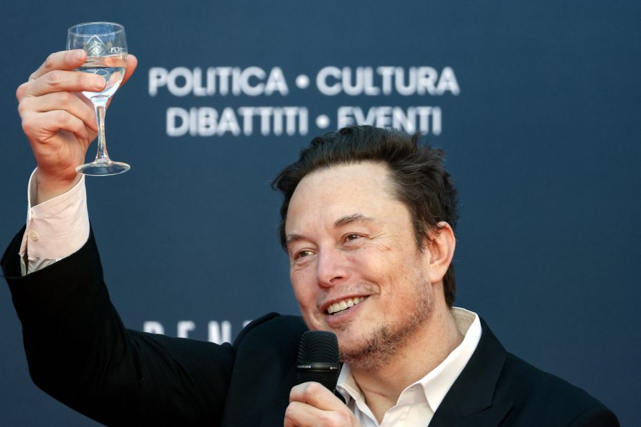 Vexé, Elon Musk se propose de racheter... Ryanair !