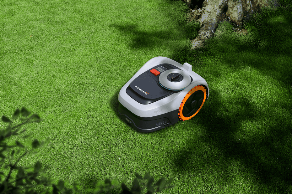 Ce robot tondeuse tond aussi bien qu’un jardinier pro (et sans effort)