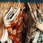Comment vendre sur Poshmark : Un guide simple, étape par étape