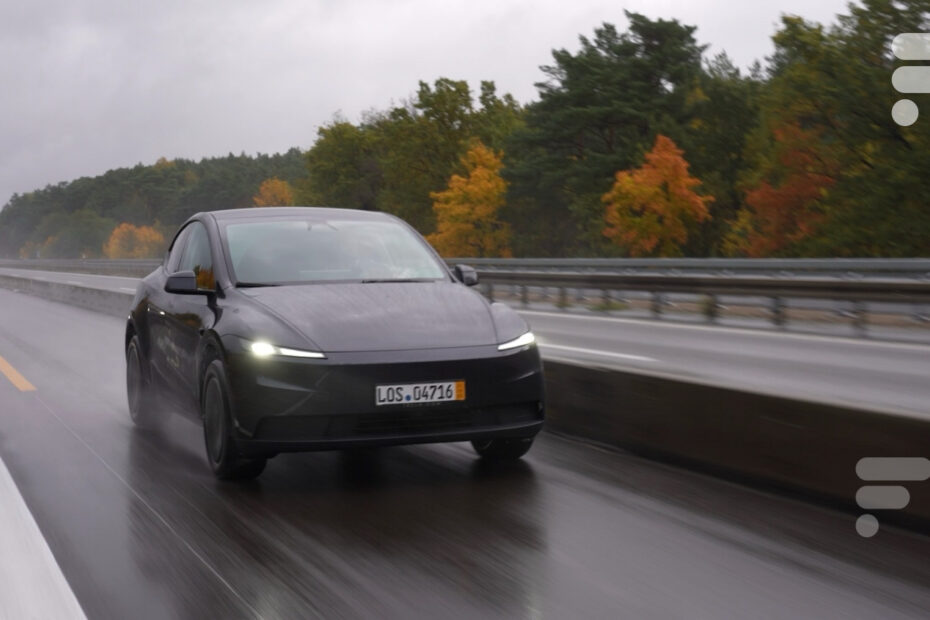 700 km d'autonomie pour la Tesla Model Y, les batteries de BYD, et le moteur électrique Renault : les gros bouleversements électriques de la semaine