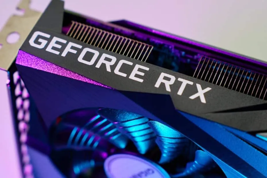 Un PC RTX 5080 sans ventilateur ? C'est possible, mais c'est une usine à gaz (littéralement)