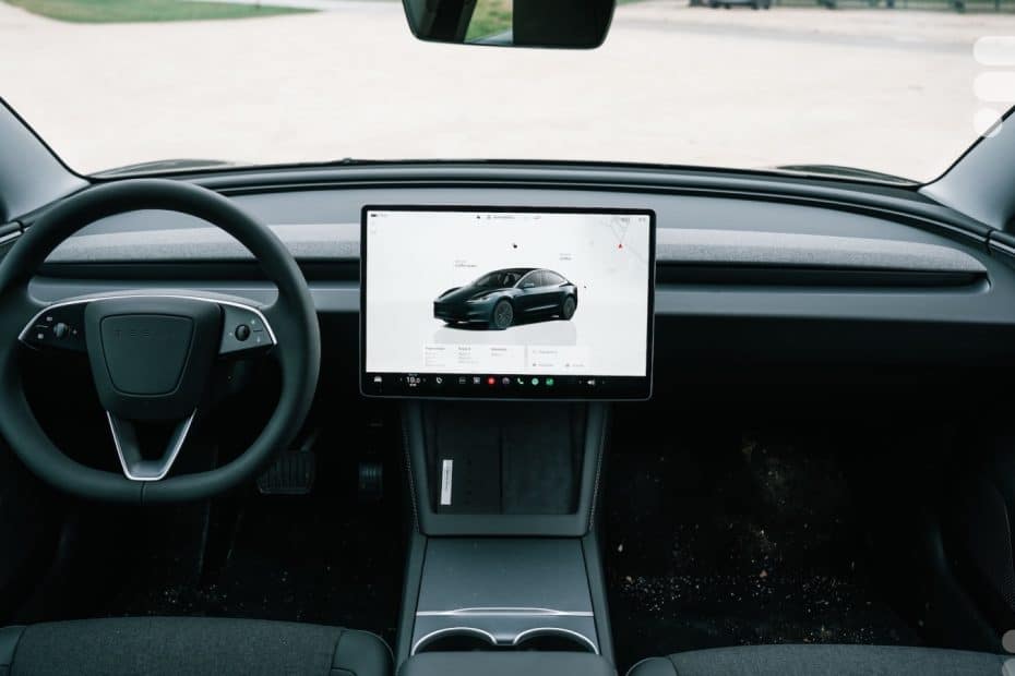 Tesla pourrait enfin corriger l’un des défauts les plus agaçants de ses voitures électriques : les essuie-glaces — Frandroid