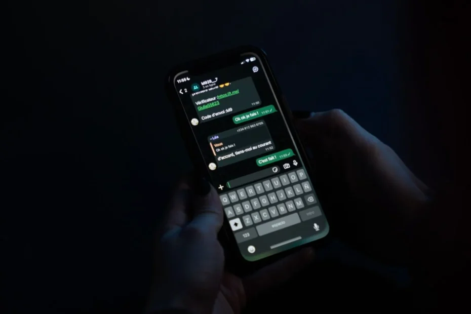 on a infiltré un groupe WhatsApp qui veut voler vos données bancaires
