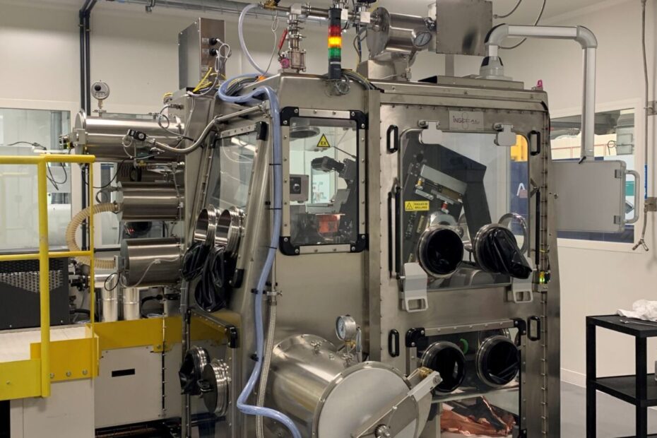 On a visité le labo français qui veut produire les batteries électriques de demain