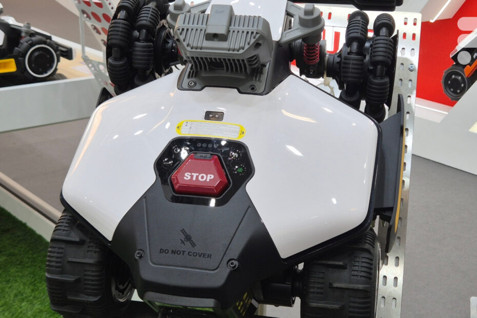 Cette tondeuse robot promet enfin d’en finir avec la corvée des bordures