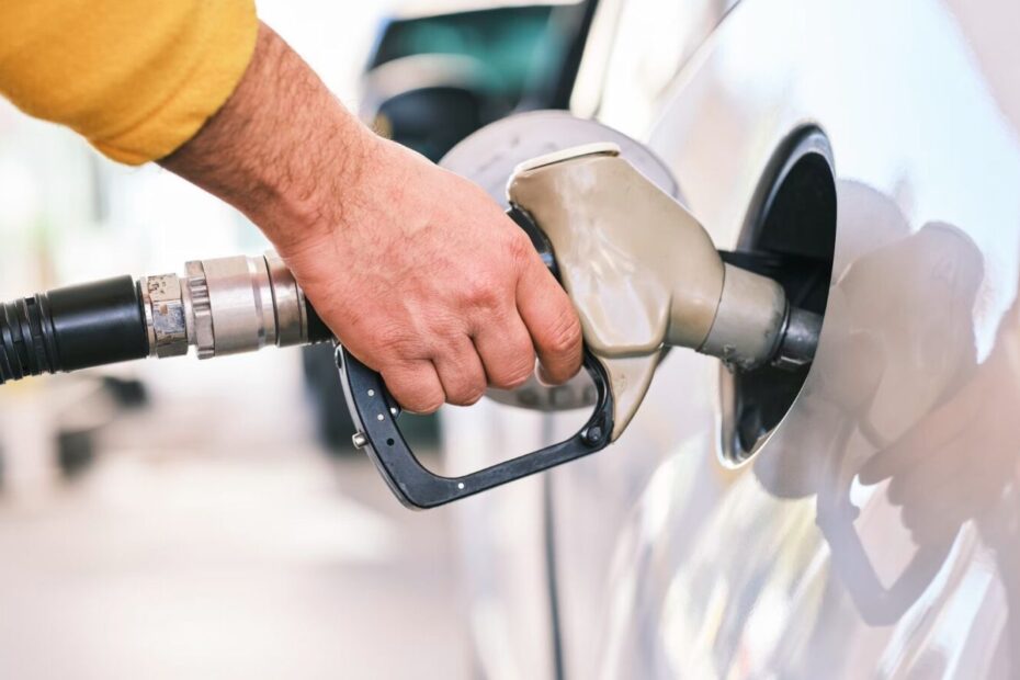 comment quatre escrocs ont volé les données bancaires des automobilistes