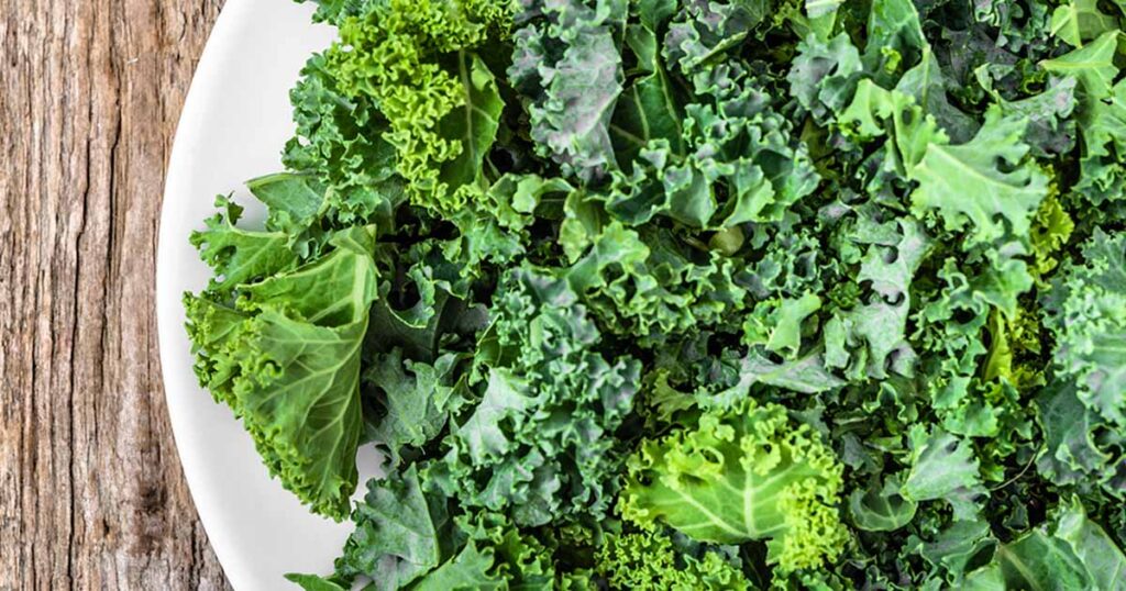 How Nutritious Is Raw Kale?