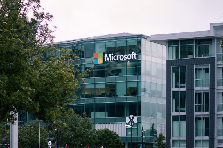 L'IA de Microsoft a encore fait une bourde en proposant un sondage macabre