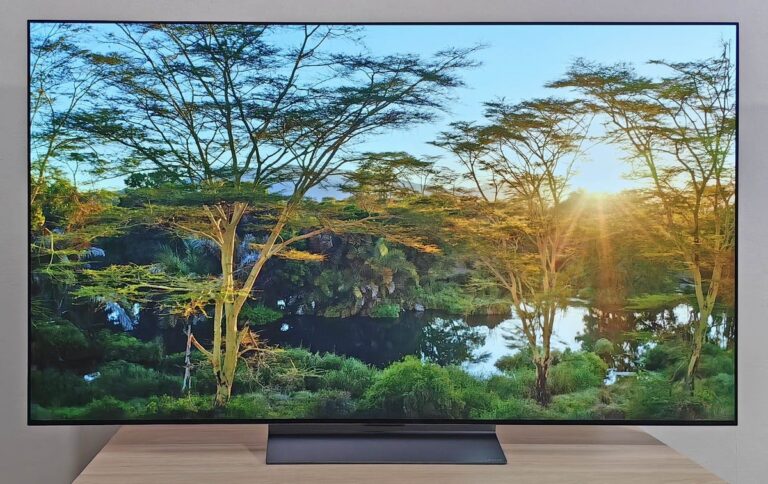 La LG Oled C4 pourrait faire de l'œil aux joueurs et joueuses PC
