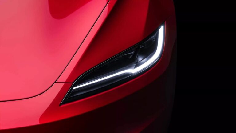 Google Maps dans les tunnels, les nouveaux feux Tesla et le droit à réparer des vélos électriques