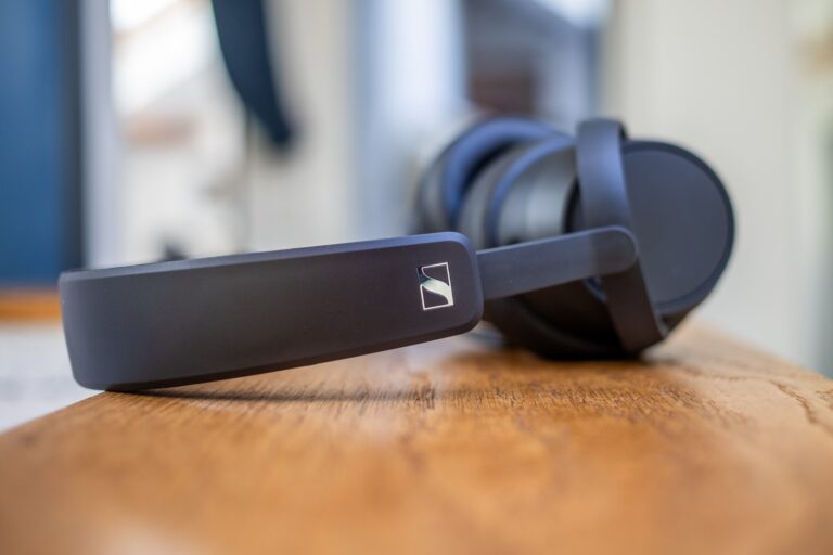 Test Sennheiser Accentum Plus : notre avis complet -