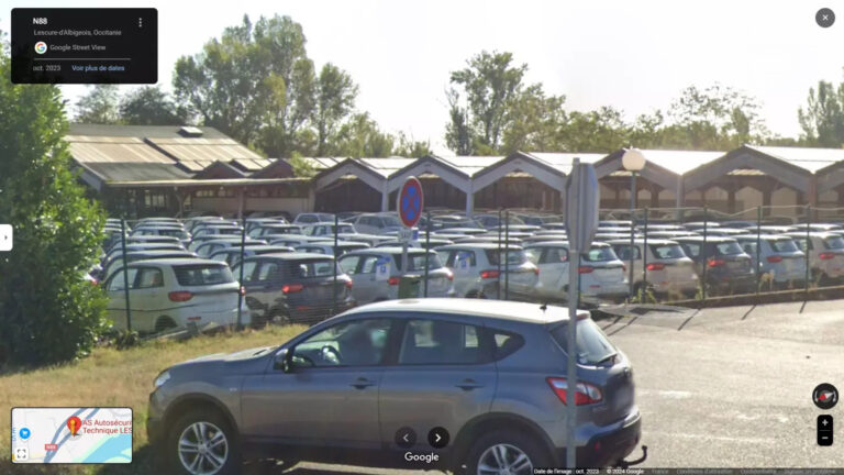 Une centaine de voitures électriques chinoises « abandonnées » sur un ancien parking Jardiland : on vous explique tout