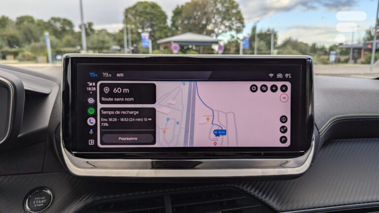 Test de l'application e-routes de Stellantis pour les voitures électriques Peugeot, Citroën et Fiat
