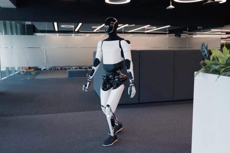 Tesla Optimus Robot Humanoide 2025 Usine