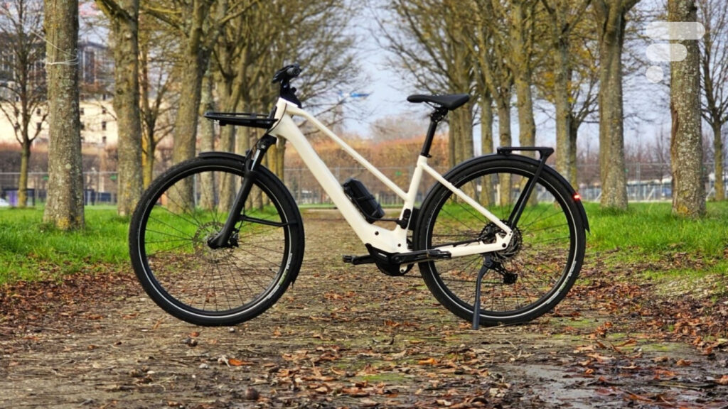 un VTC électrique design, performant et joueur