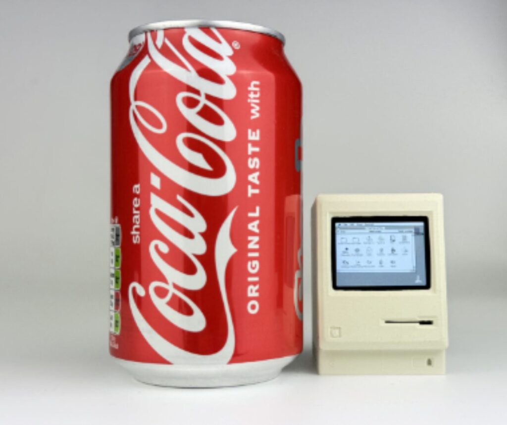 ce Macintosh Classic fonctionnel fait seulement 62 mm... et vous pouvez l'acheter