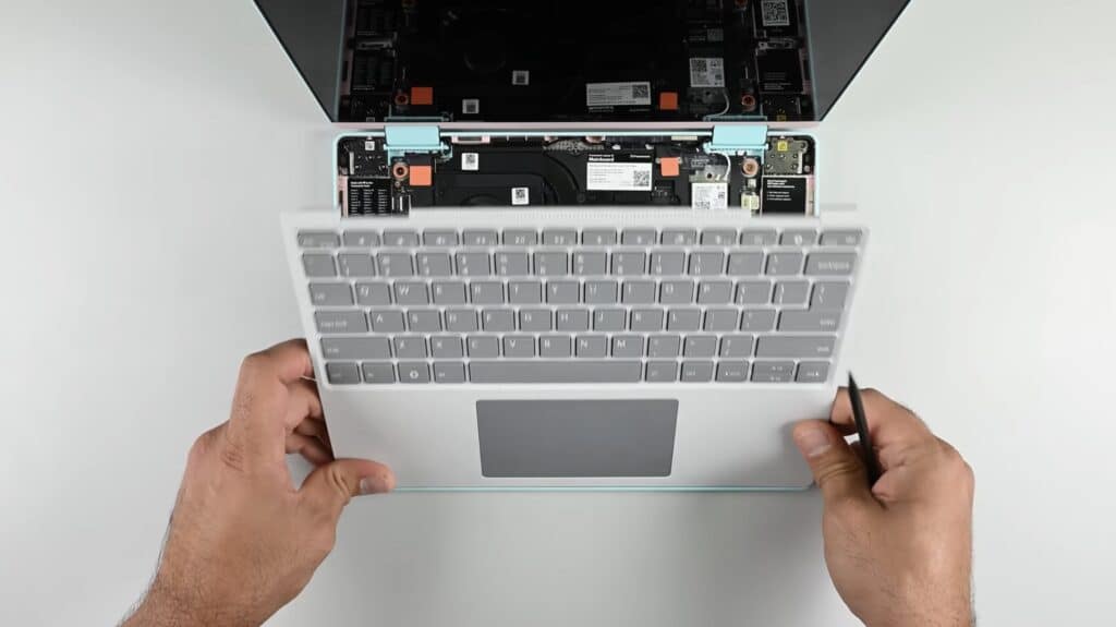 le Framework Laptop 12 est encore plus facile à réparer que son grand frère