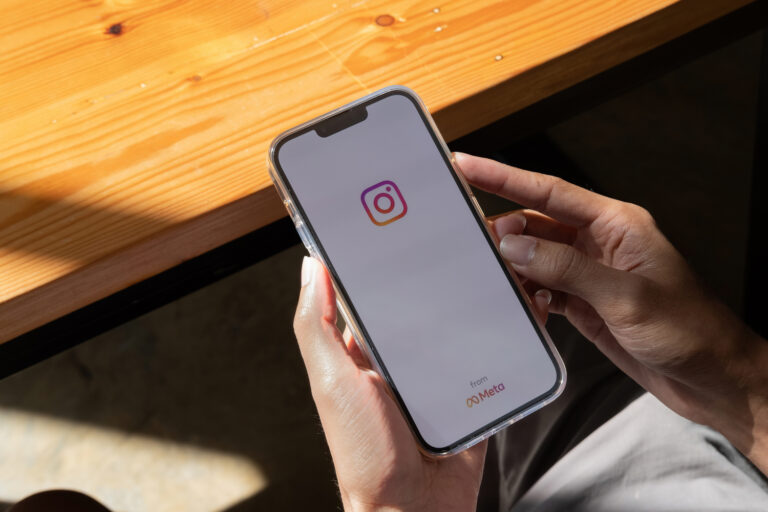 Avec ses dernières nouveautés, Instagram emprunte à X et Snapchat
