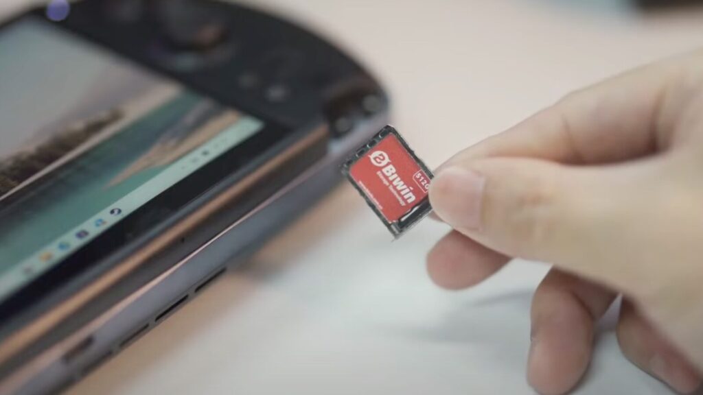 Biwin invente le SSD ultra-rapide qui s’installe comme une carte SIM