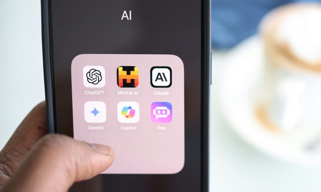 ChatGPT écrase la concurrence dans les smartphones