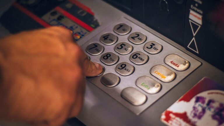 La panne majeure chez plusieurs grandes banques françaises est terminée