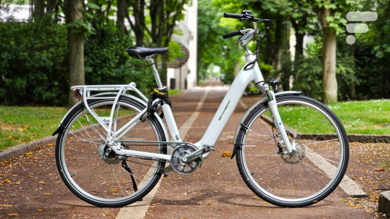 Le Starway Urbain II devient notre référence de notre guide des meilleurs vélos électriques