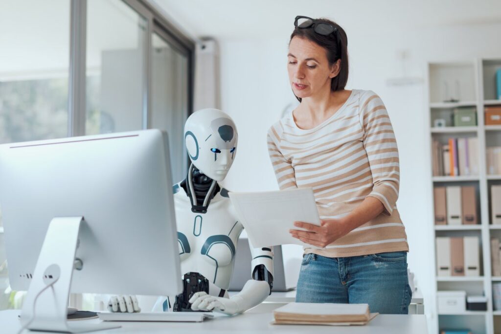 Avec les nouveaux modèles IA de DeepMind (Google), les robots vont pouvoir faire des recherches sur le web
