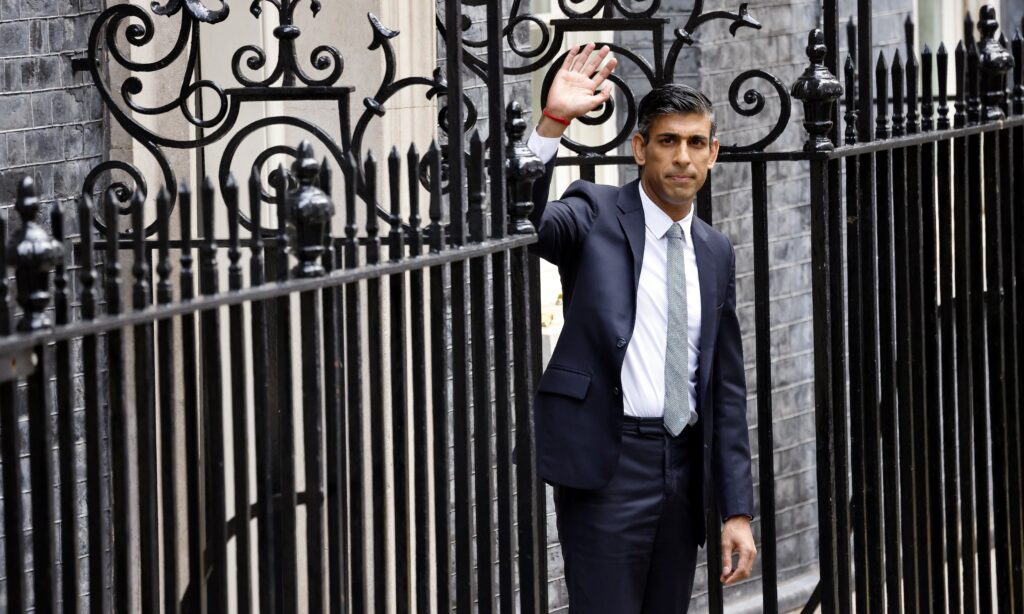 le curieux virage de Rishi Sunak