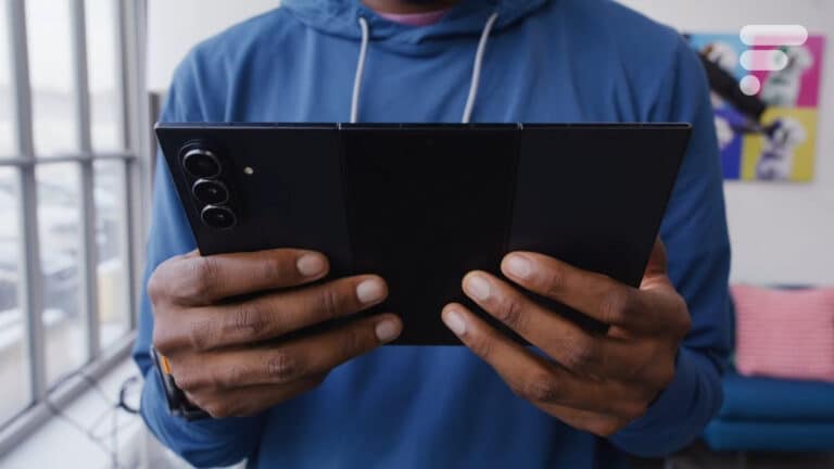 « Je comprends enfin les pliants », MKBHD a acheté un Galaxy Z TriFold et il est séduit par le format — Frandroid