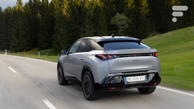 Stellantis prévoit un Peugeot 3008 compact hybride et électrique pour défier Renault — Frandroid