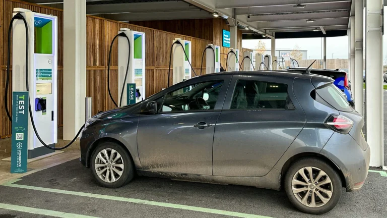L'usure des batteries de voitures électriques s'accélère passé ce cap kilométrique précis