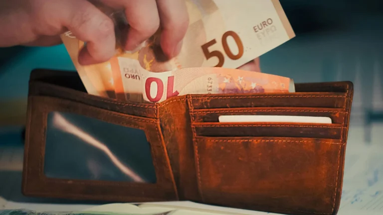 Jusqu'à 36 euros de taxe copie privée sur votre prochain PC ou smartphone : ce qui vous attend