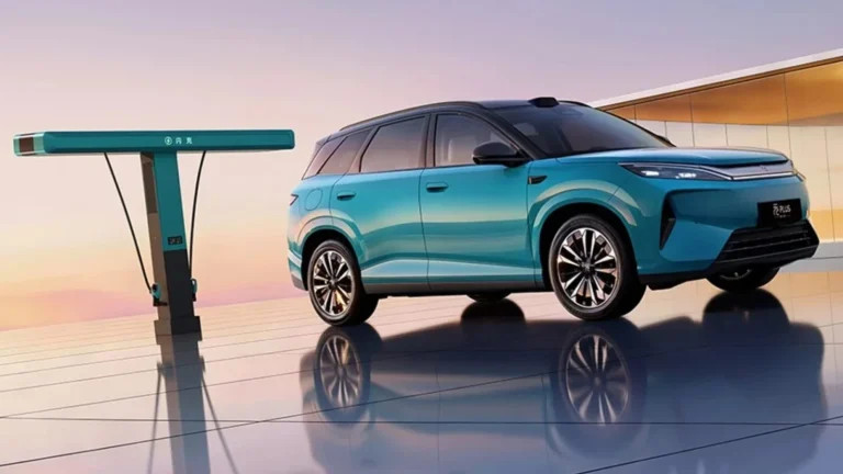 Recharge en 9 minutes et 630 km d'autonomie : le nouveau BYD Atto 3 veut détrôner Tesla
