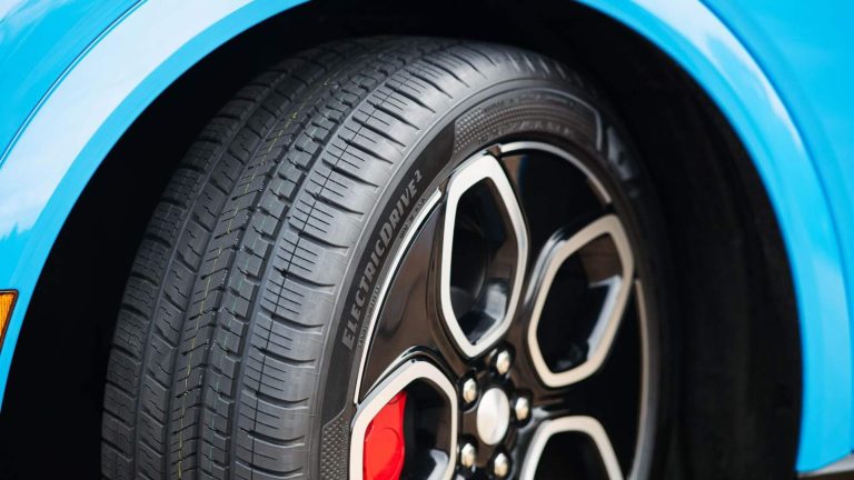 Goodyear mise sur le très haut de gamme face aux pneus chinois — Frandroid