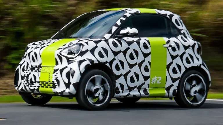 Oubliez les mastodontes : avec 300 km d’autonomie, la véritable Smart arrive enfin !