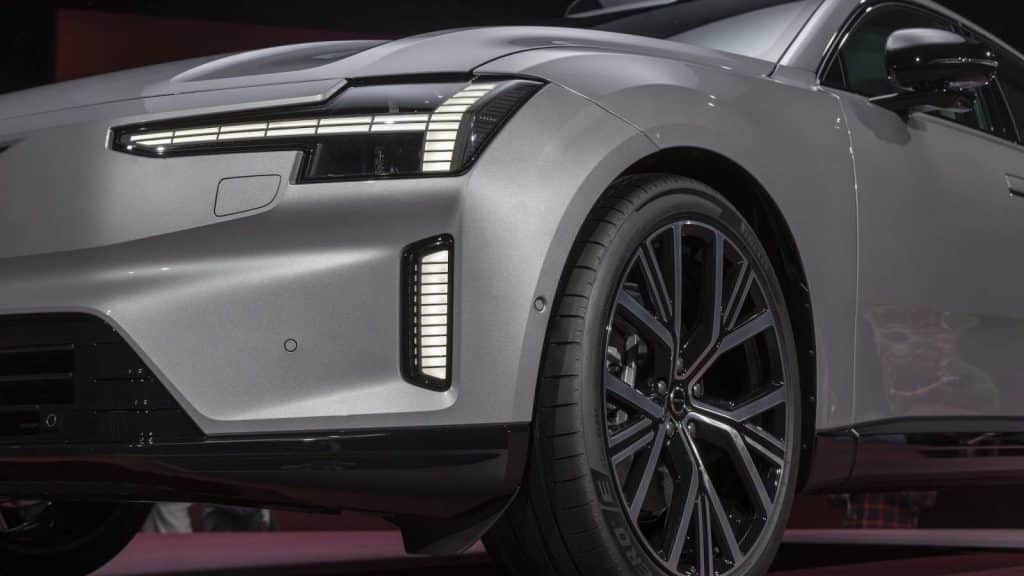 Promesse non tenue sur l'EX90 : pourquoi Volvo offre 1 800 € à ses premiers acheteurs — Frandroid